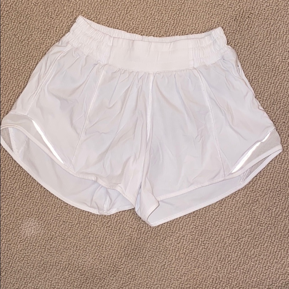 Lululemon Hotty Hot II Long 4” White